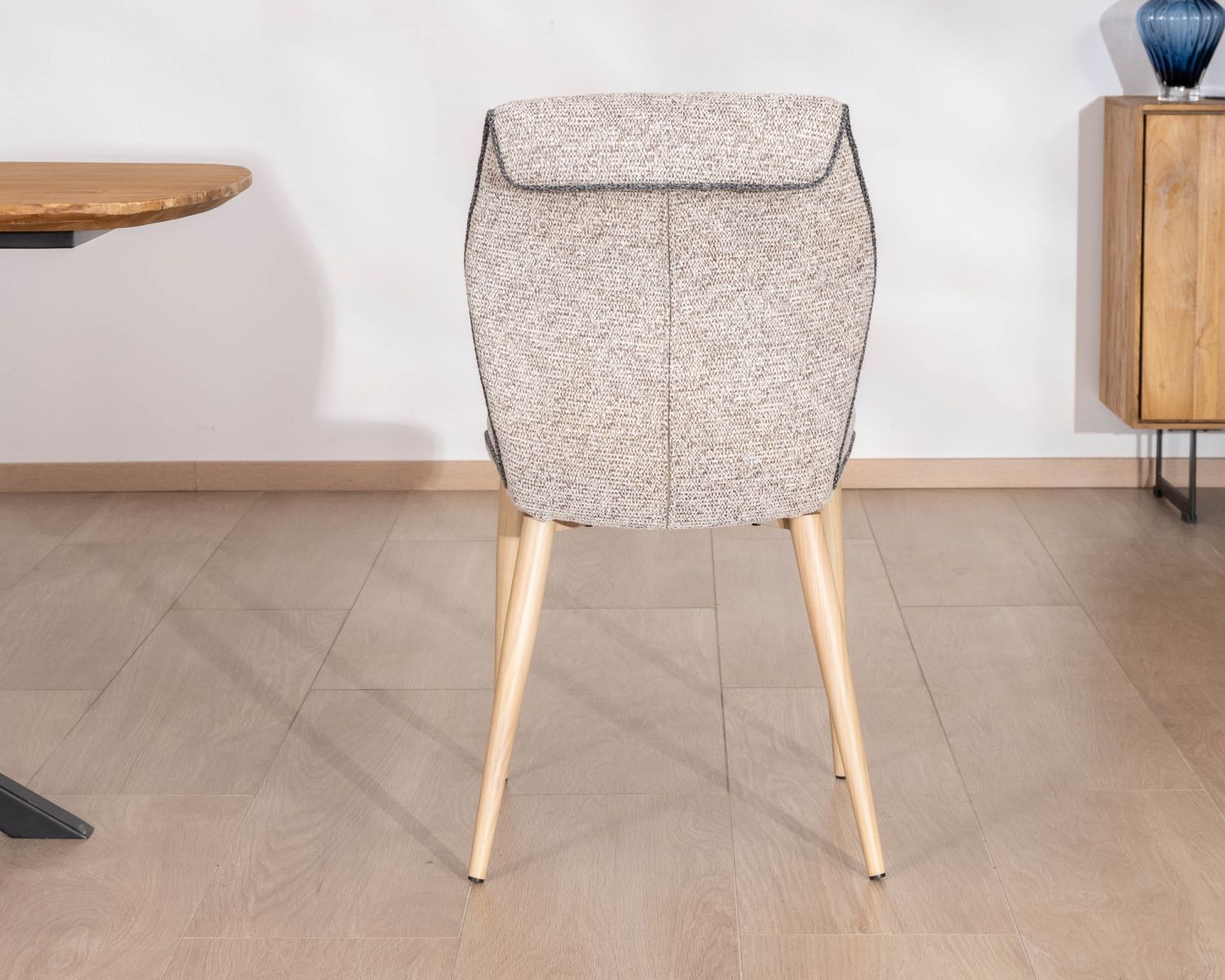 Chaise de repas chic et confortable "Osmo" tissu waterproof tramé beige