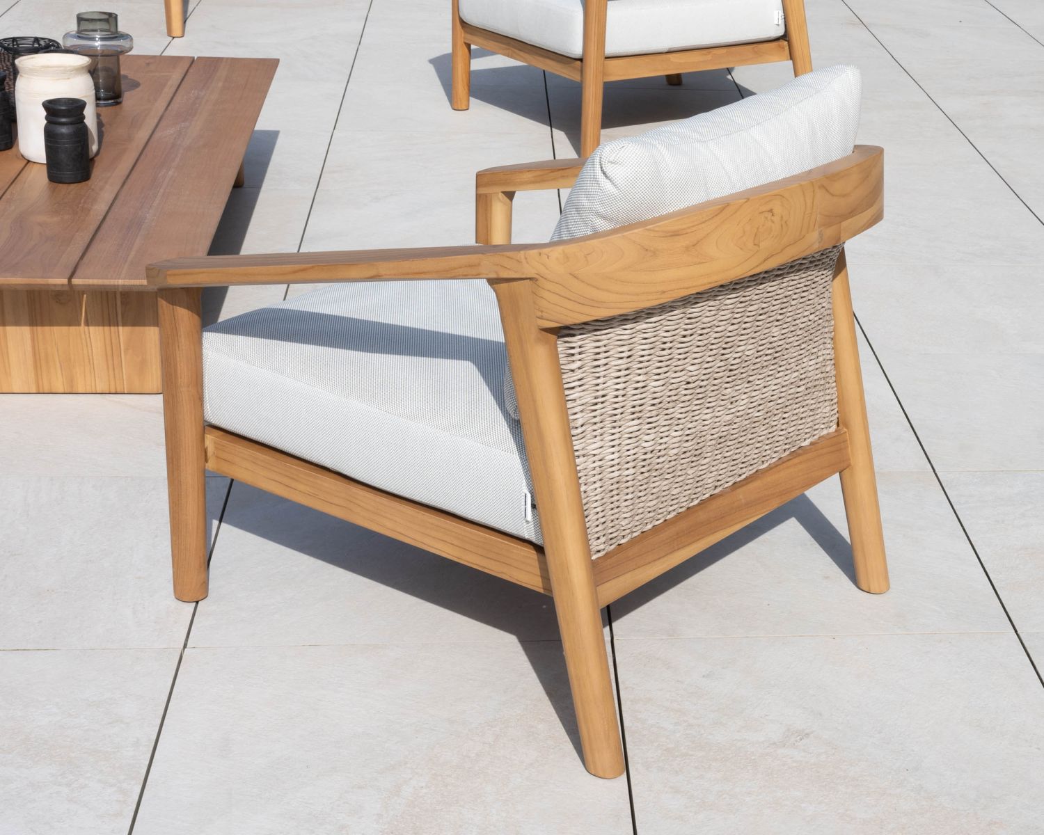 Ensemble de jardin canapé 3 places et fauteuils en teck naturel "Venise"