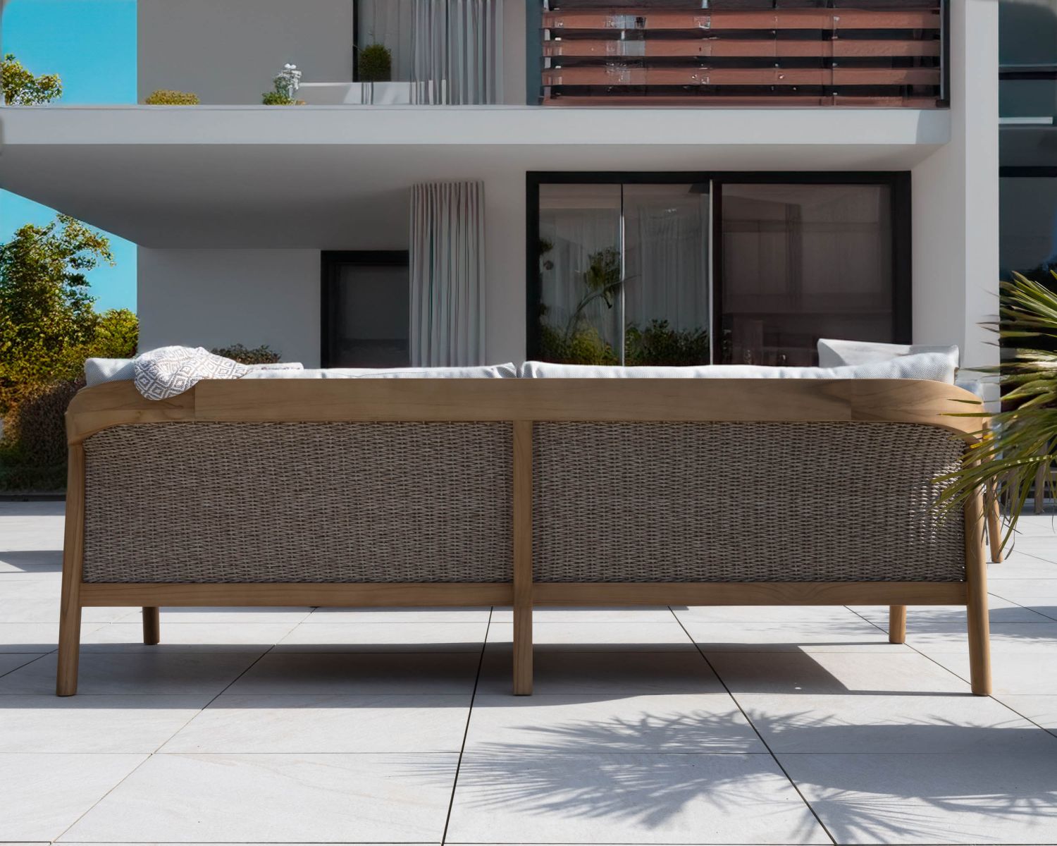 Ensemble de jardin canapé 3 places et fauteuils en teck naturel "Venise"