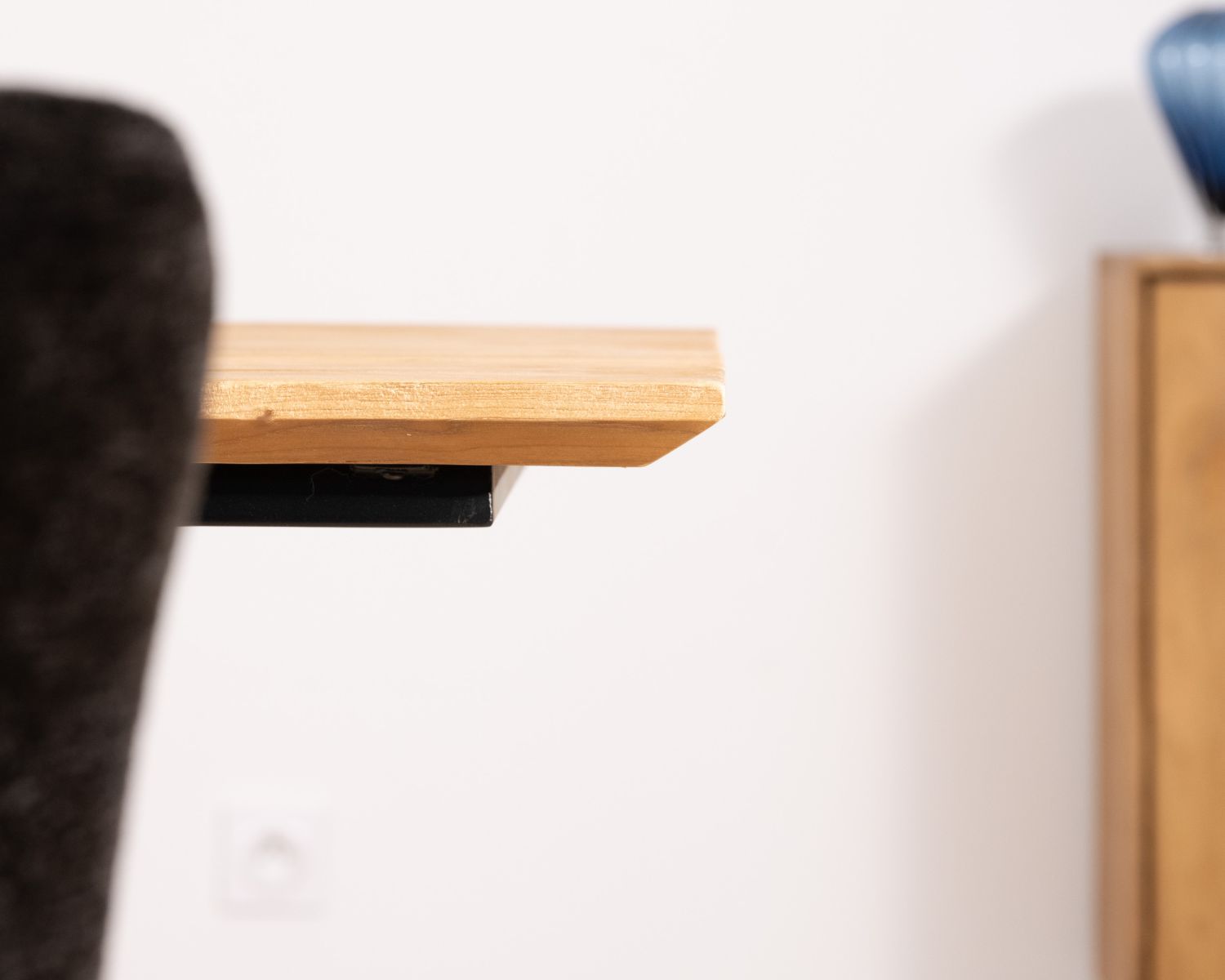 Table de repas 2 m en teck naturel "Bahia" pieds mikado métal