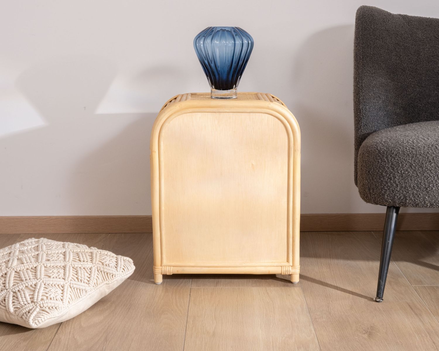 Petite table de chevet en rotin multi textures "Noho"