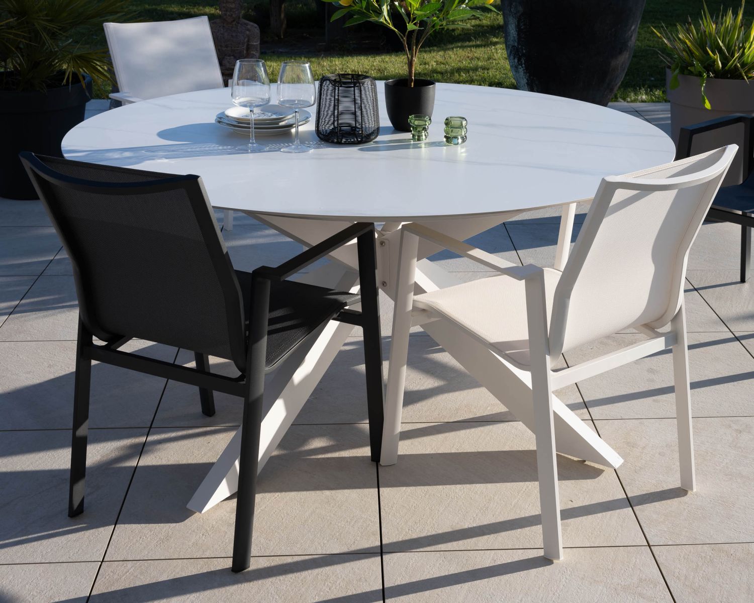 Chaise de jardin blanche design en aluminium et textilène "Campobello"