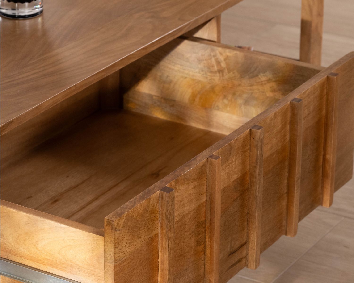 Table basse rectangulaire esprit zen en manguier naturel "Sicaly"