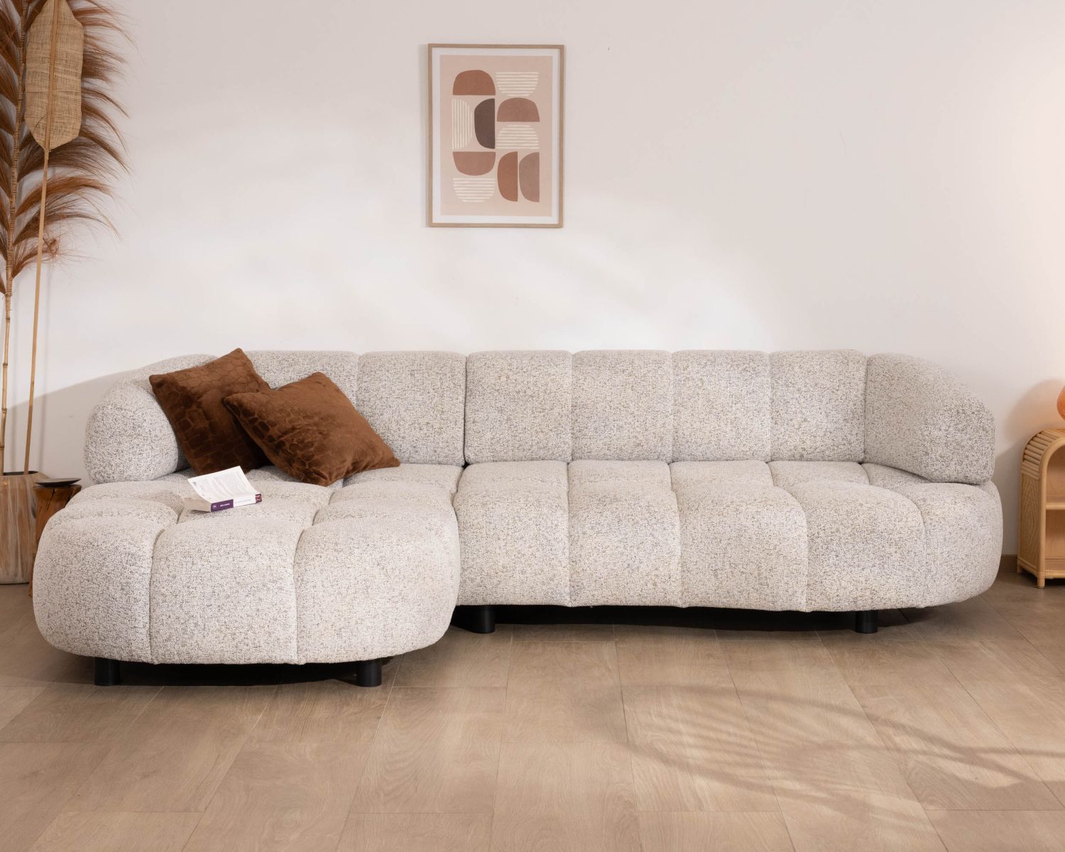 Canapé avec extension électrique et méridienne "Syltan" tissu tramé blanc cassé ultra confort