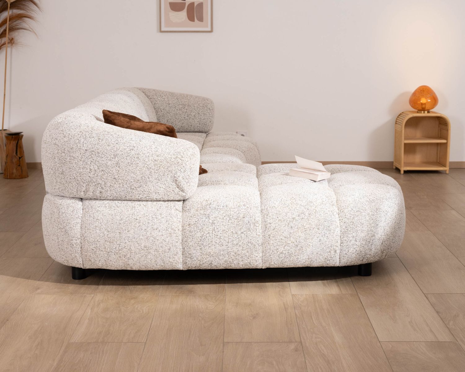 Canapé avec extension électrique et méridienne "Syltan" tissu tramé blanc cassé ultra confort