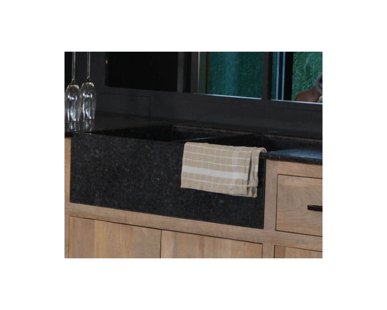 Evier 2 bacs en pierre de granit noir à poser "Grand Chef / Atelier"