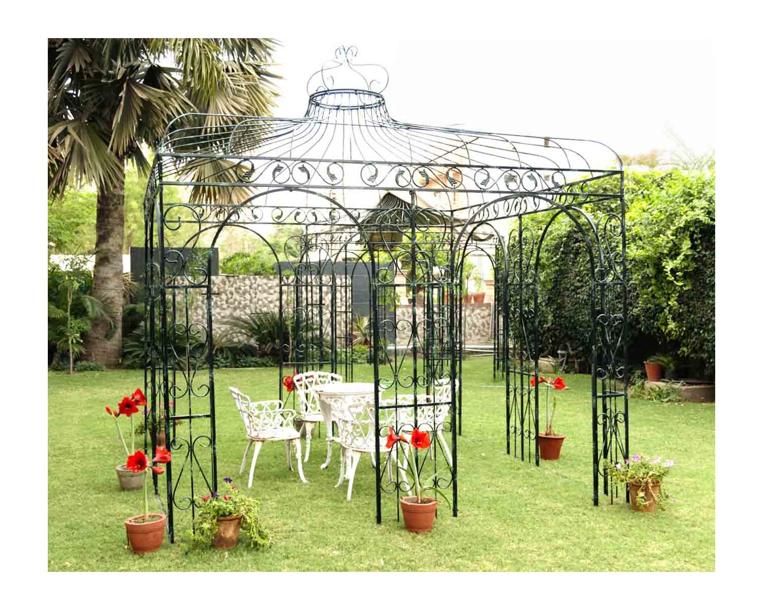 Gloriette carrée 3 x 3 m en acier aspect vieilli "Rosy"