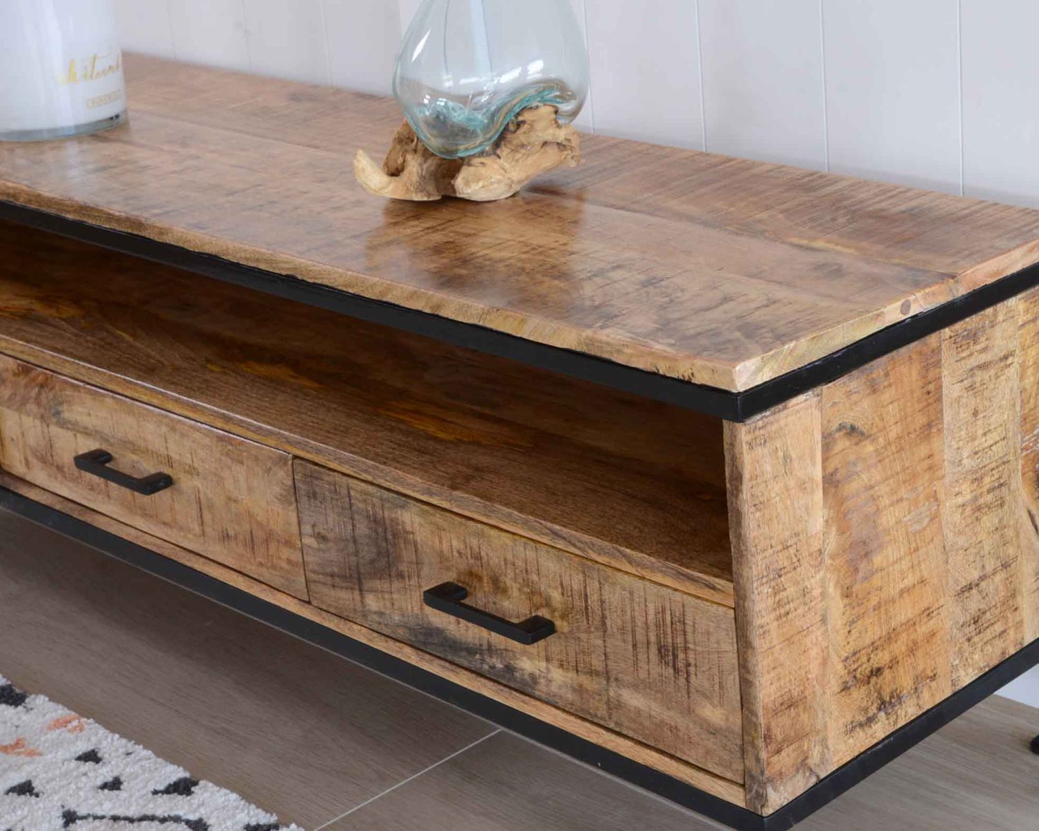 Meuble TV style épuré en bois de manguier massif et métal "Mango" 