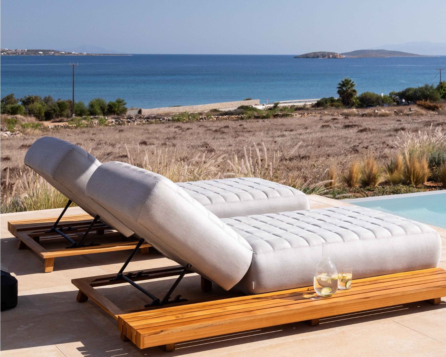 Bain de soleil haut de gamme tissu Sunbrella gris clair "Lombok"