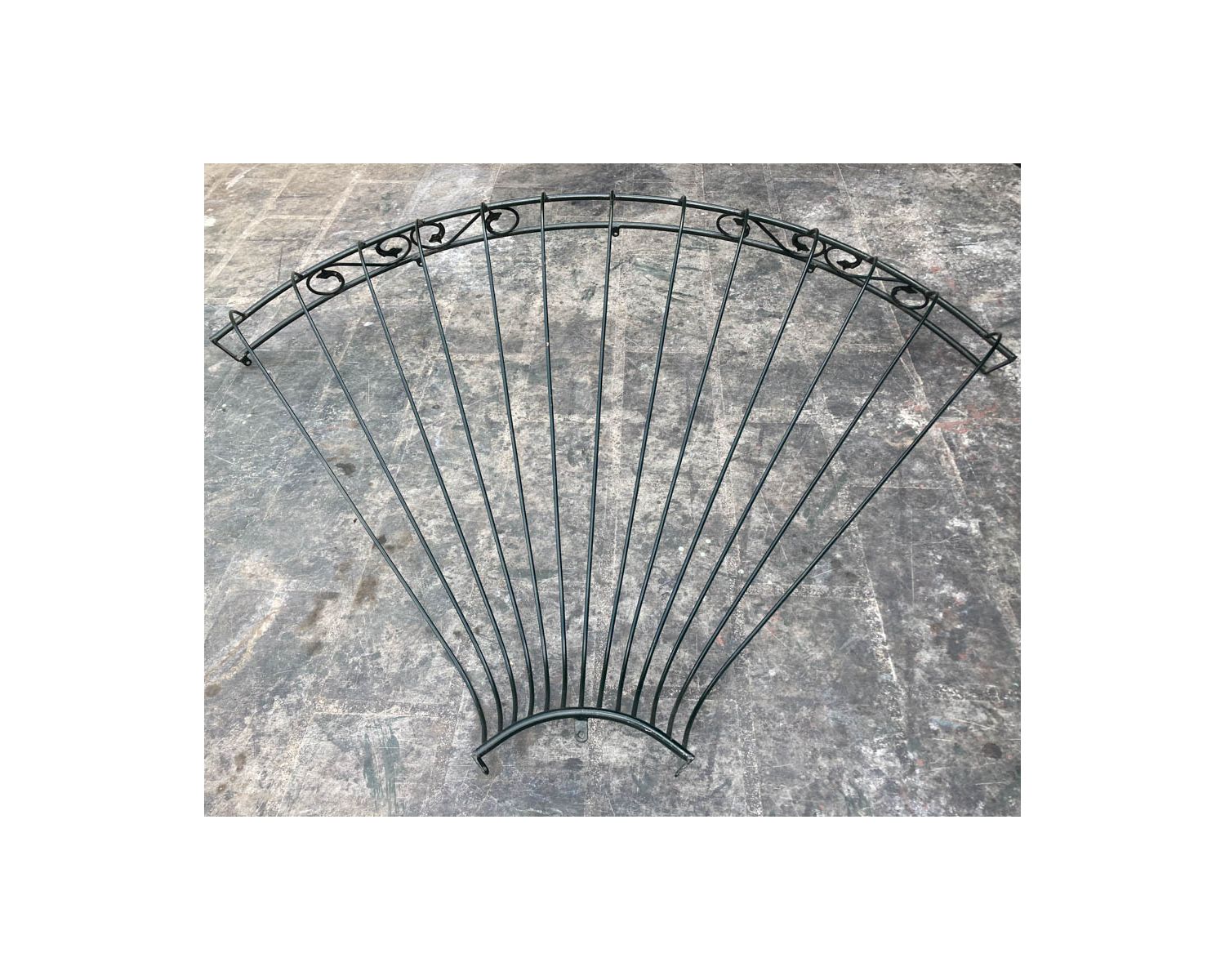 Grande gloriette de jardin aspect vieilli "Rosy" diamètre 3m35