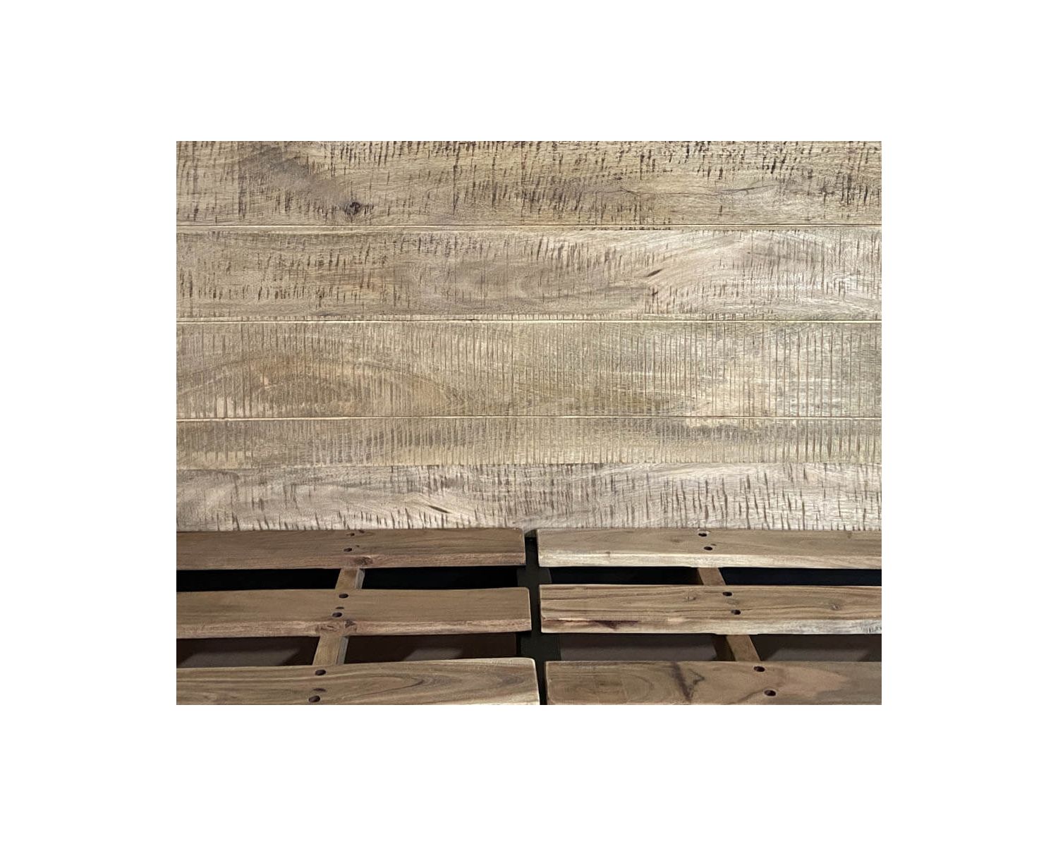 Lit King Size style industriel métal noir et bois naturel "Atelier"