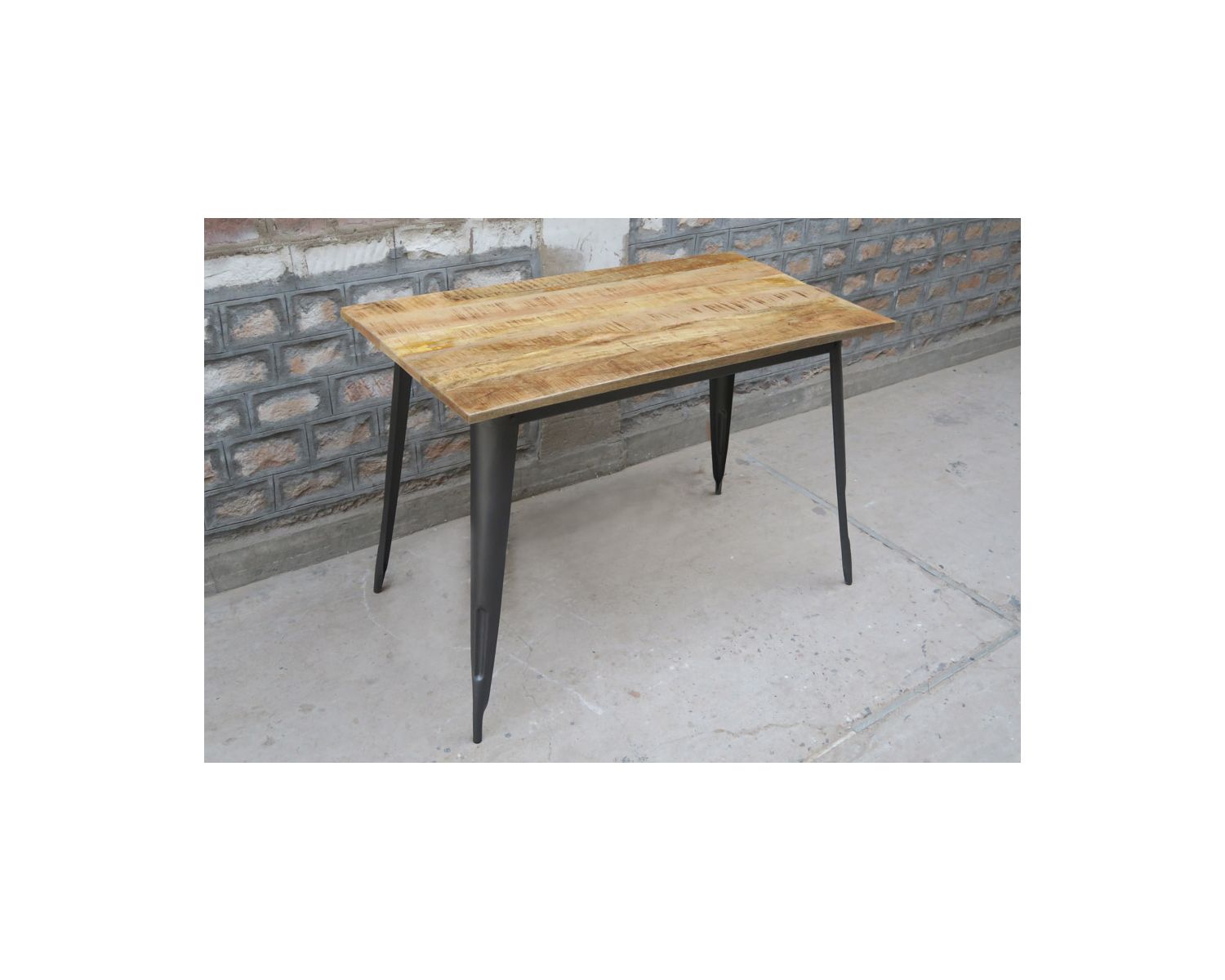 Mange-debout en métal et bois massif 150x80 cm "Dowtoun"