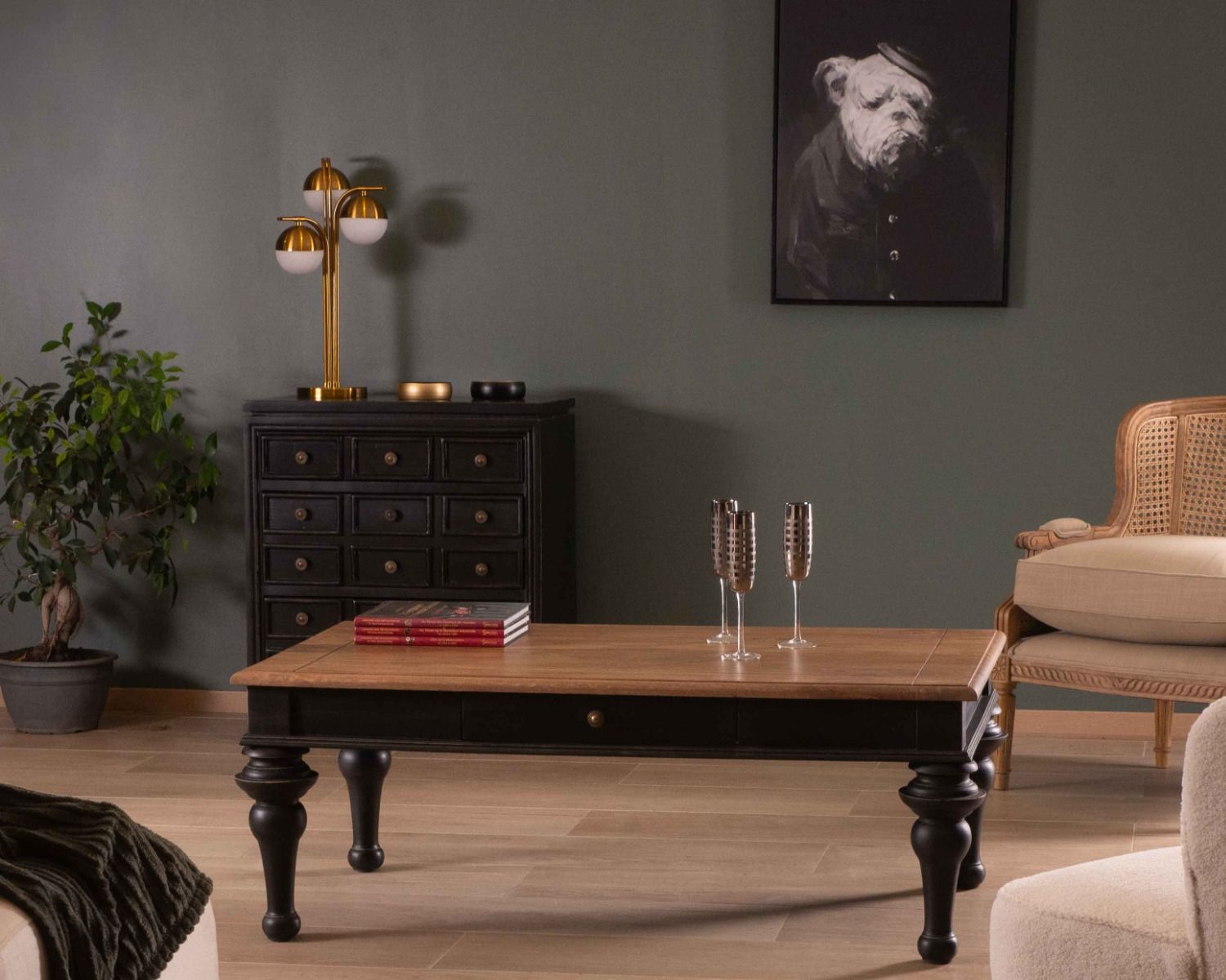 Table basse bicolore rectangulaire style néoclassique chic "Legacy"