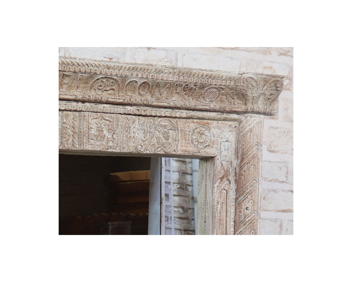 Miroir indien avec cadre bois sculpté modèle unique "Vieille Porte"