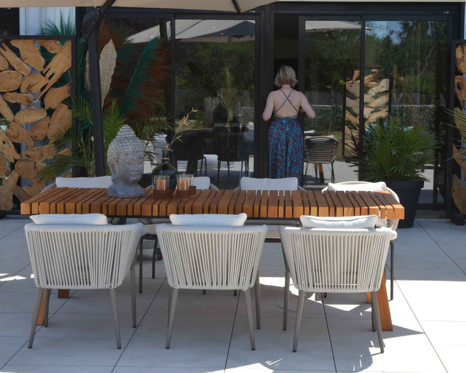 Lot de 2 chaises de jardin design tissu et alu champagne "Cheverny"