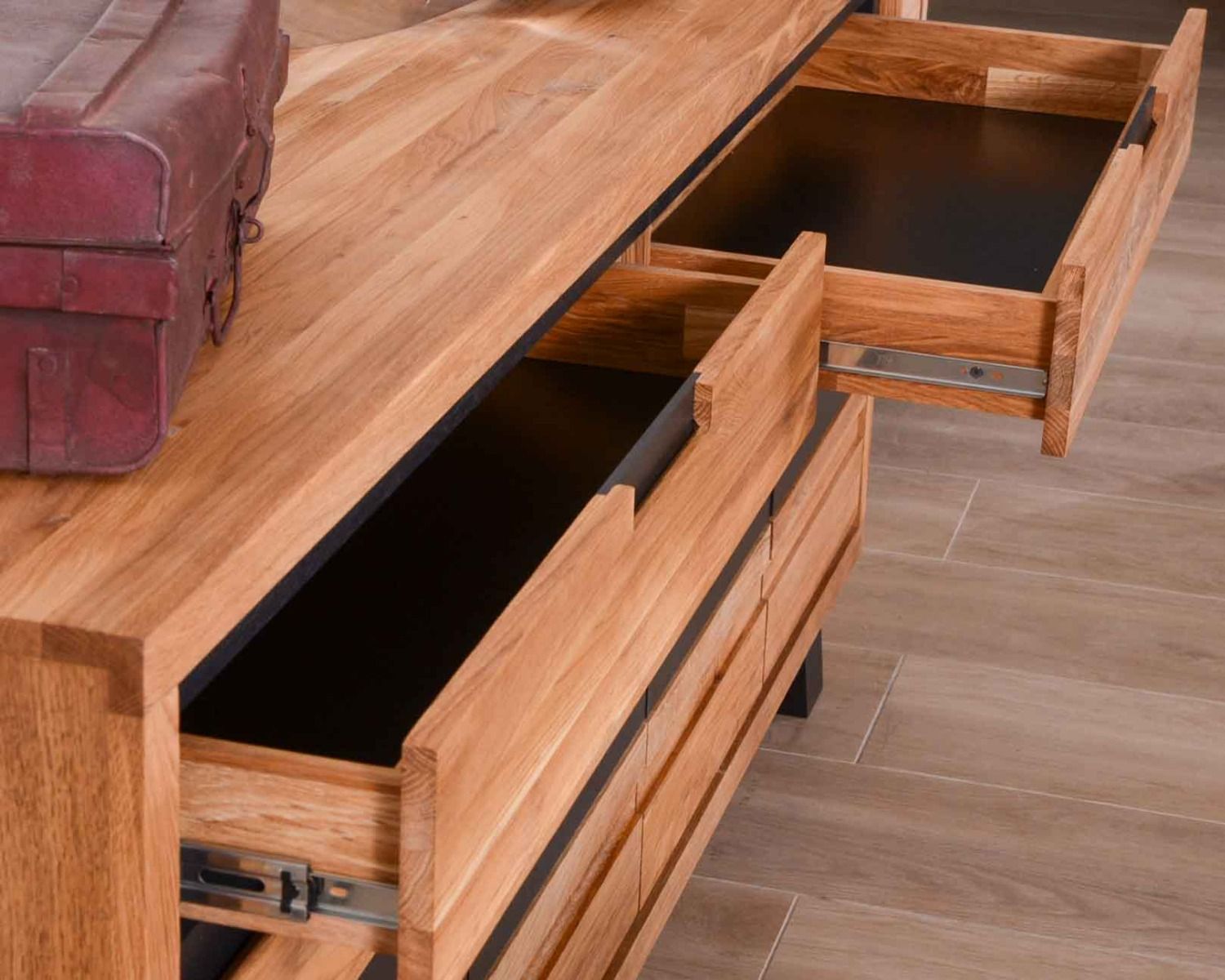 Grande enfilade moderne chêne massif aspect bois et noir "Toly" 4 portes 2 tiroirs