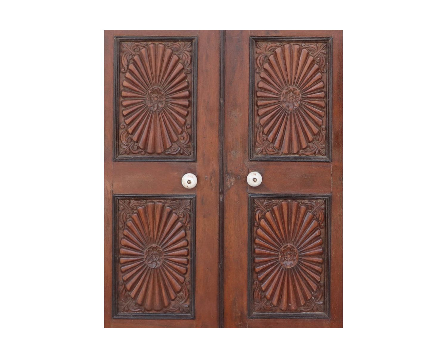 Porte indienne 2 battants bois patiné motifs élégants "Vieille Porte"