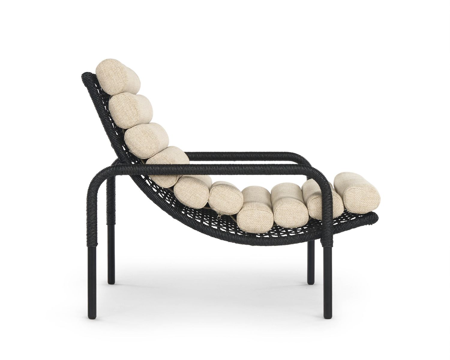 Fauteuil lounge esprit Riviera "Alizé" noir avec coussin matelassé écru