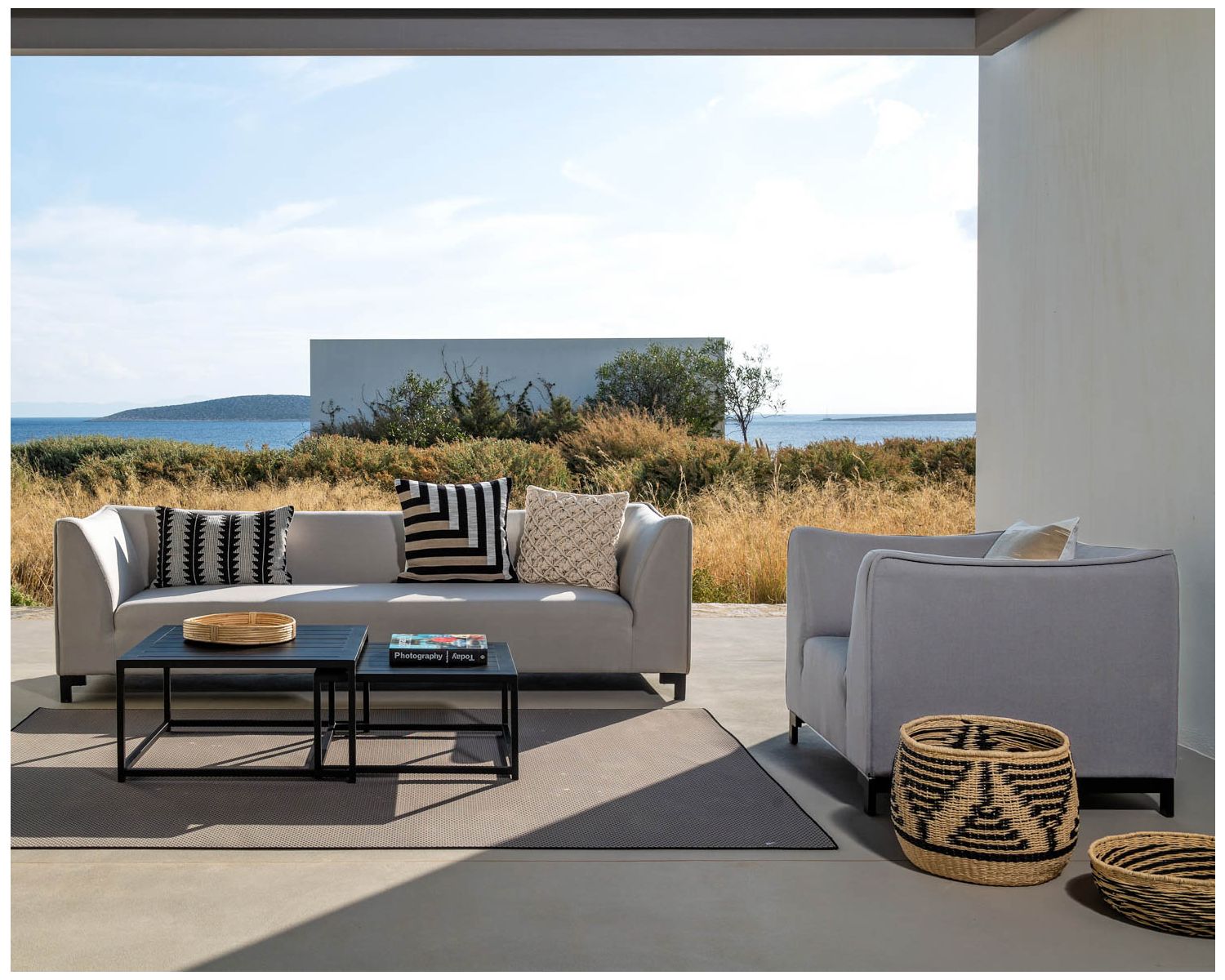 Salon de jardin cosy 3 pièces en tissu gris clair Sunbrella "Andaman Island"
