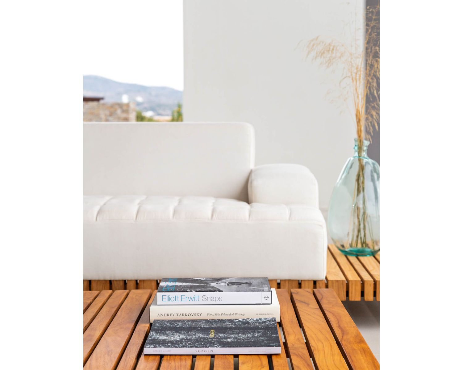 Canapé d'angle pour terrasse et jardin en tissu Sunbrella écru "Lombok" retour droit