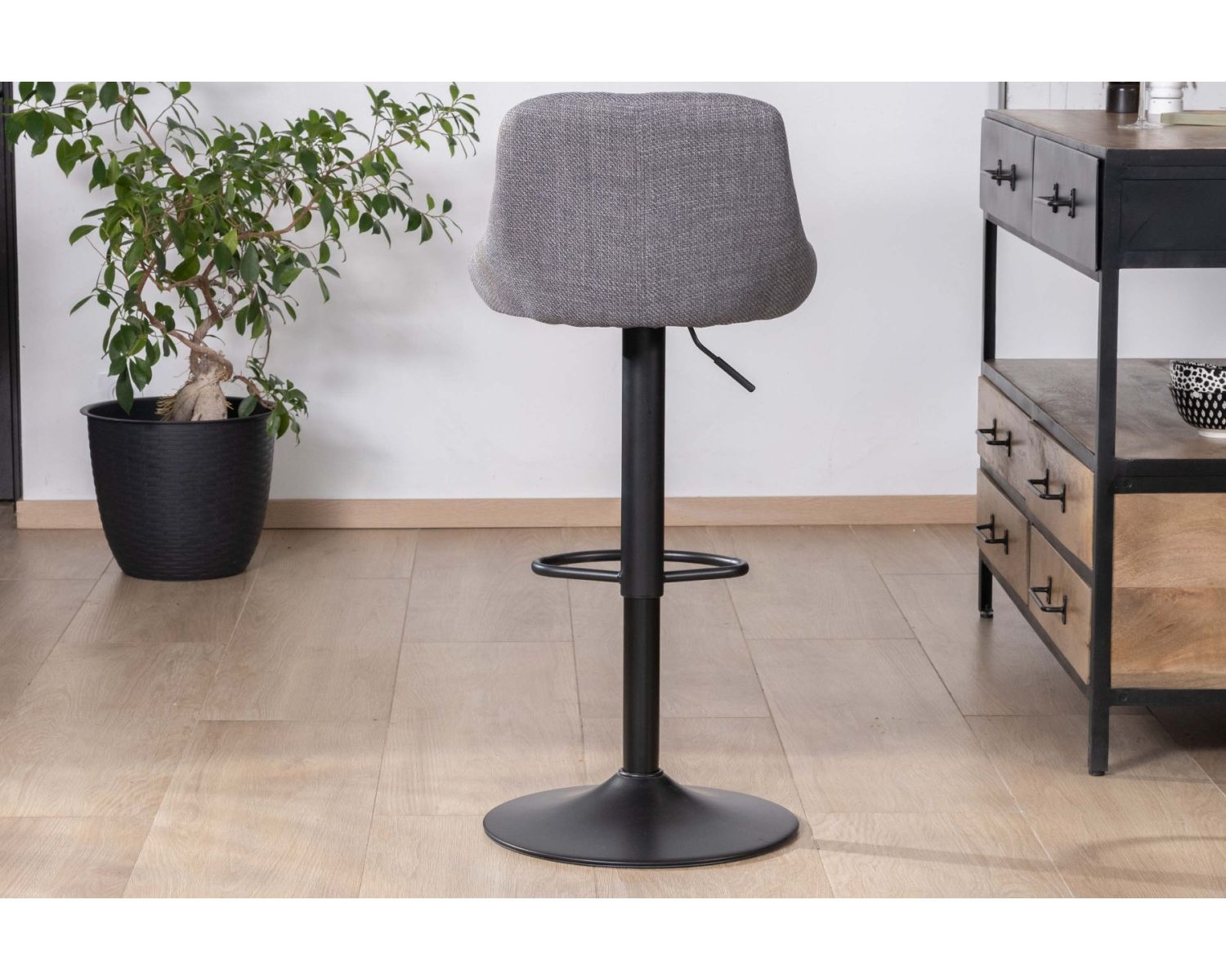 Lot de 2 chaises de bar réglable en hauteur en tissu gris et pied métal noir "O'Neal"