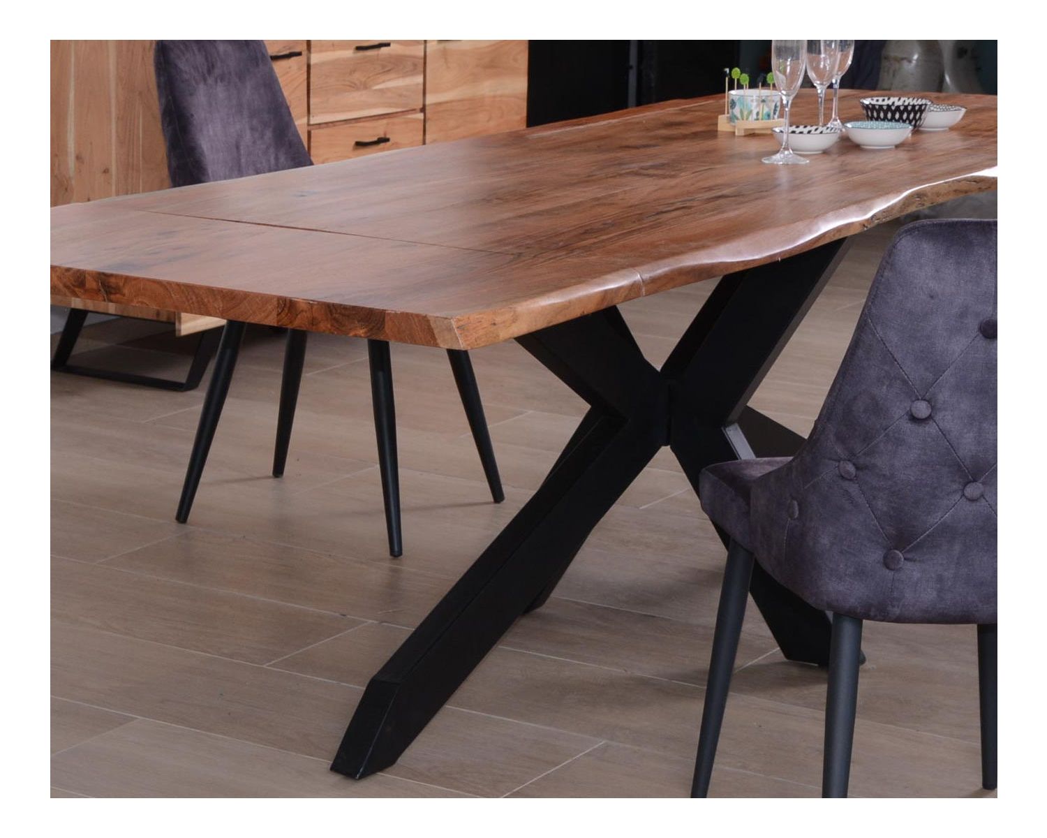 Table en acacia avec extensions 180-260cm "Alya"