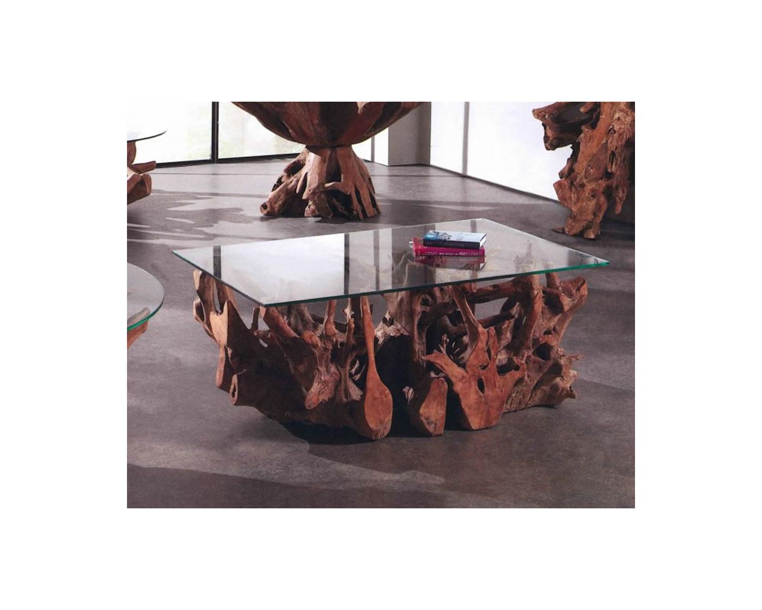 Table basse de jardin avec plateau en verre et pied en teck "Under the sun"