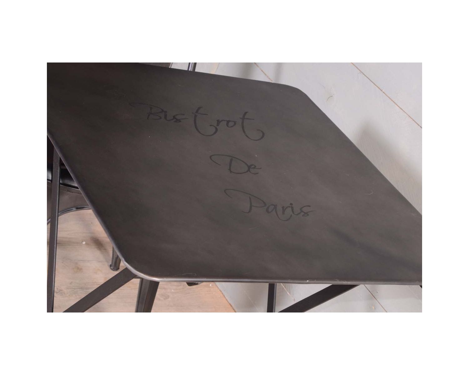 Table de repas carrée pliante