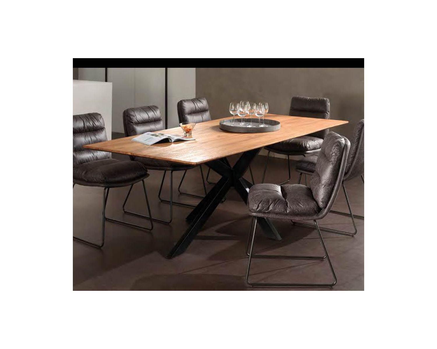 Grande table de salle à manger en bois recyclé et métal 220cm "Copley"