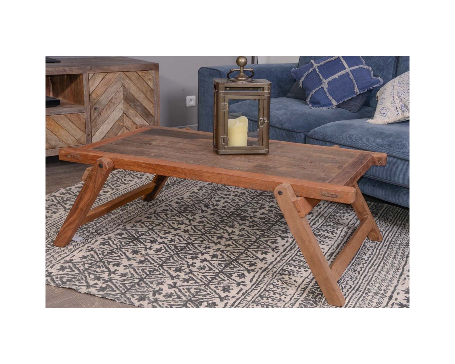 Table basse lit militaire en bois recyclé "Népalaise"