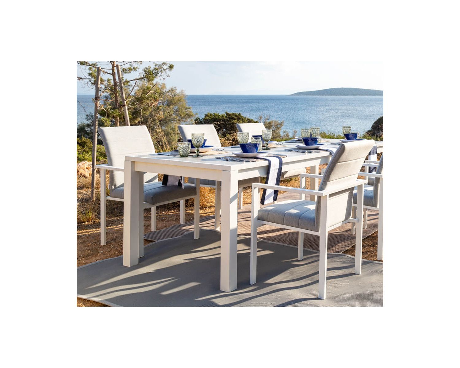 Chaise de jardin moderne tissu Sunbrella et aluminium blanc "Terrasse"