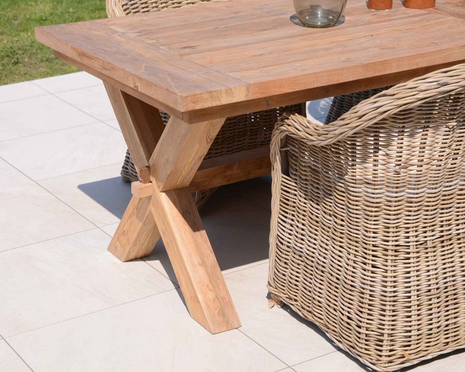 Table de repas en bois de teck recyclé 6/8 personnes "Balangan Beach" 200 cm