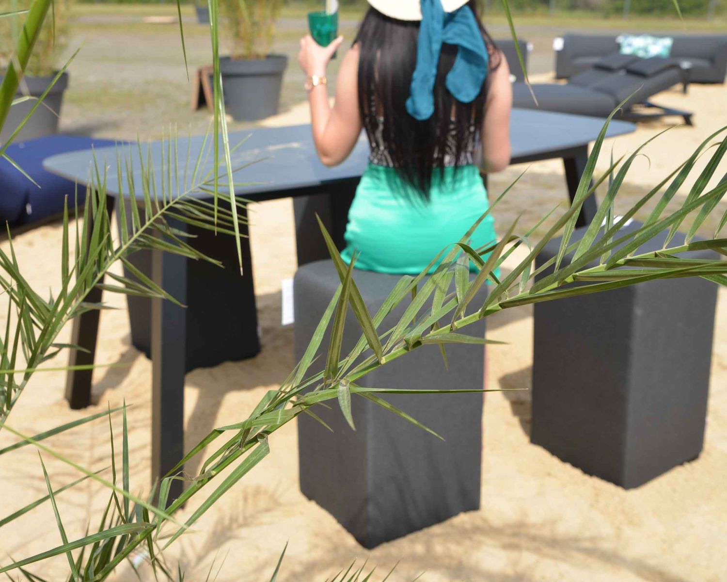 Table haute haut de gamme aspect marbre noir "Madura Island" 200cm