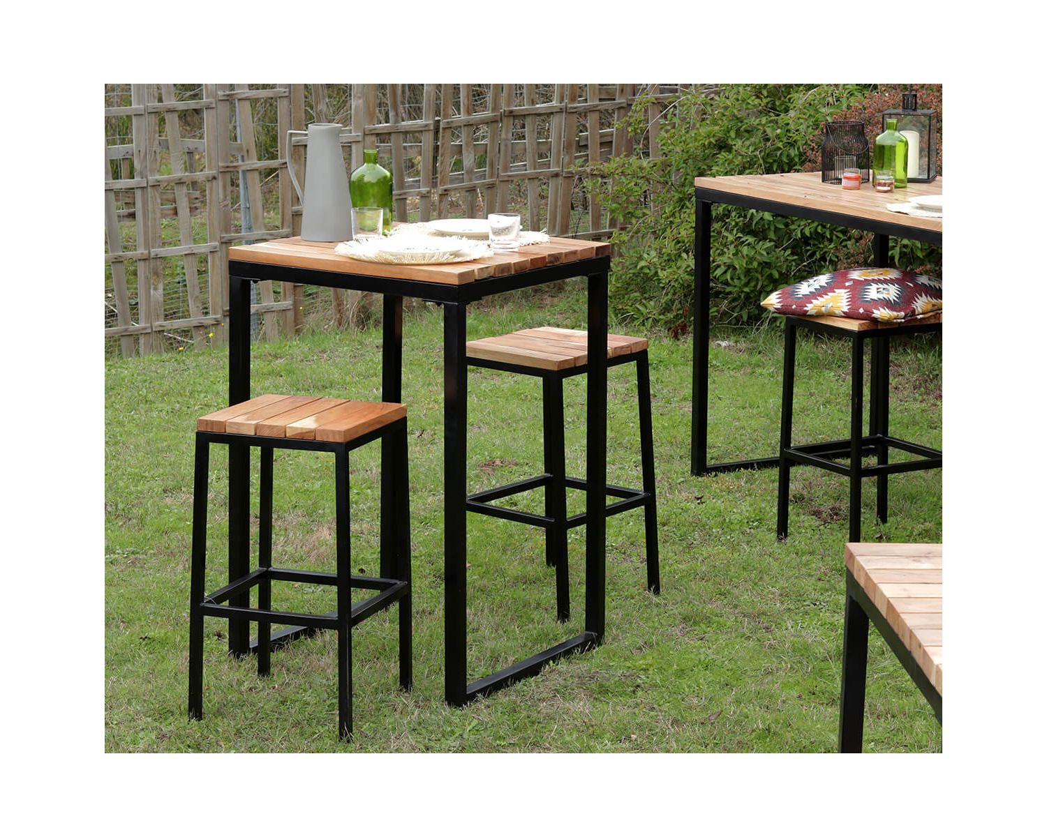 Mange-debout carré en bois exotique 70x70 cm "Garden"