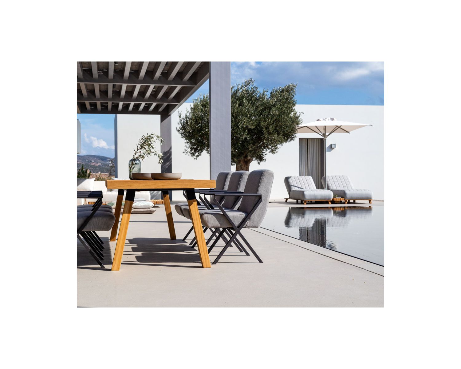 Grande table outdoor en teck massif 240 cm "Lombok"