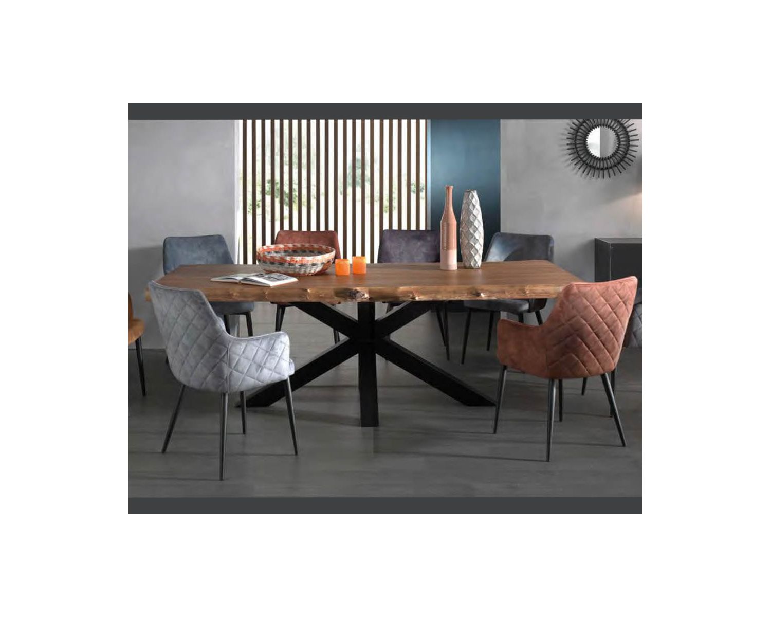 Table de repas XXL avec plateau en teck recyclé et pieds étoile 280cm "Valley"