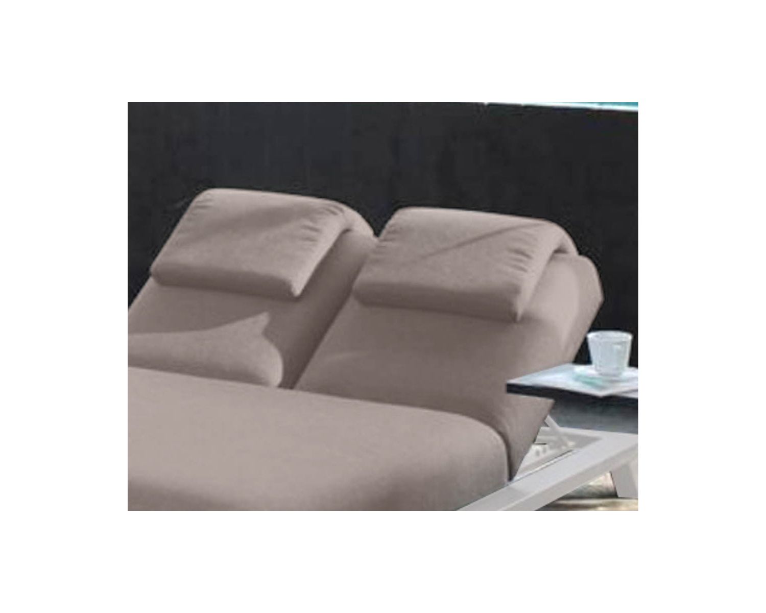 Têtière en tissu taupe pour bain de soleil "Nusa Pedina"