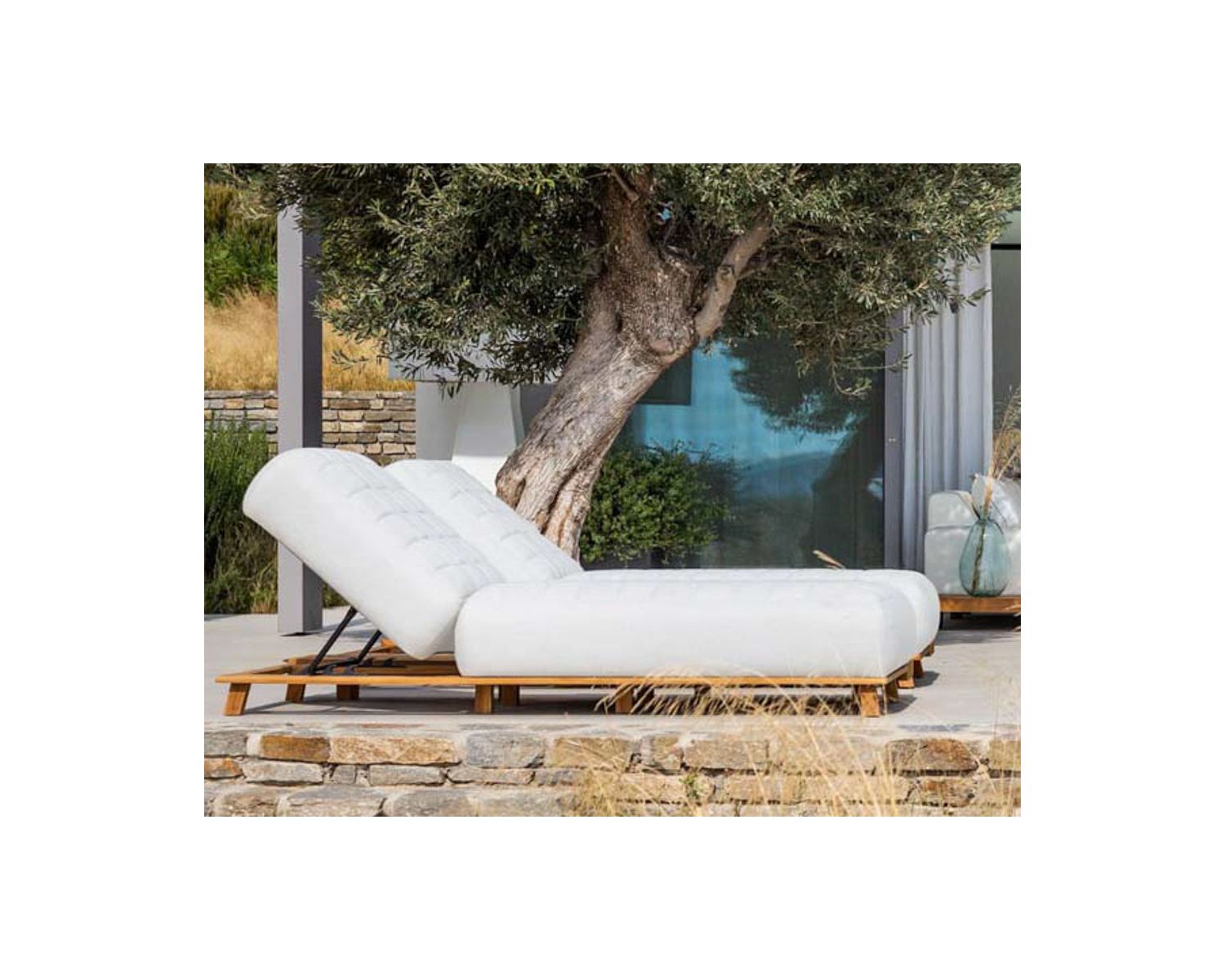 Chaise longue ultra confort teck tissu Sunbrella blanc cassé "Lombok"