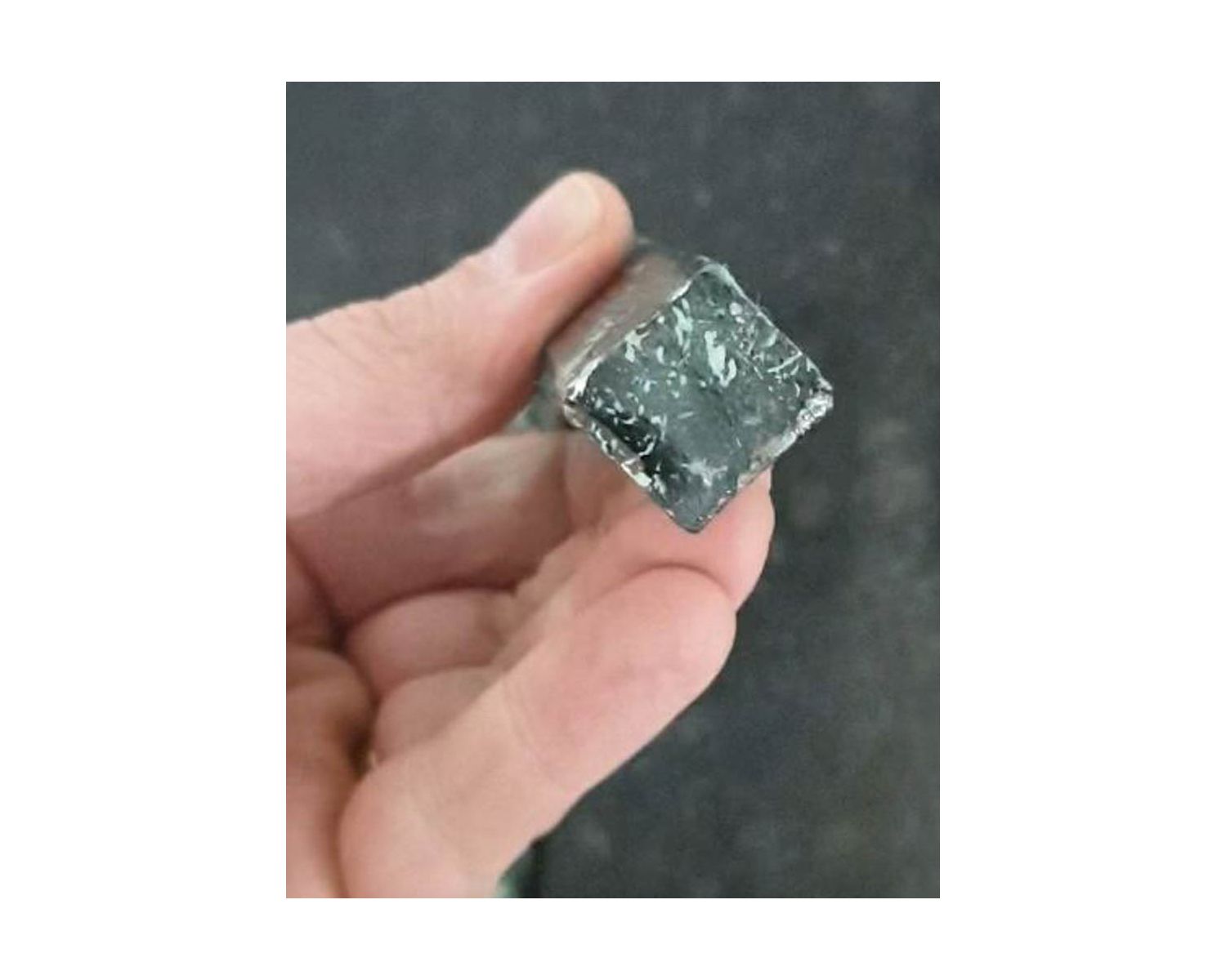 Grande gloriette de jardin aspect vieilli "Rosy" diamètre 3m35