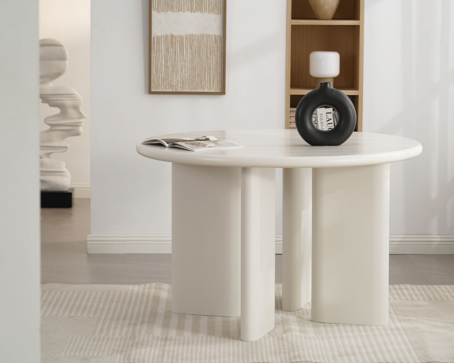Table de repas contemporaine ronde 120 cm coloris crème "Odyna"