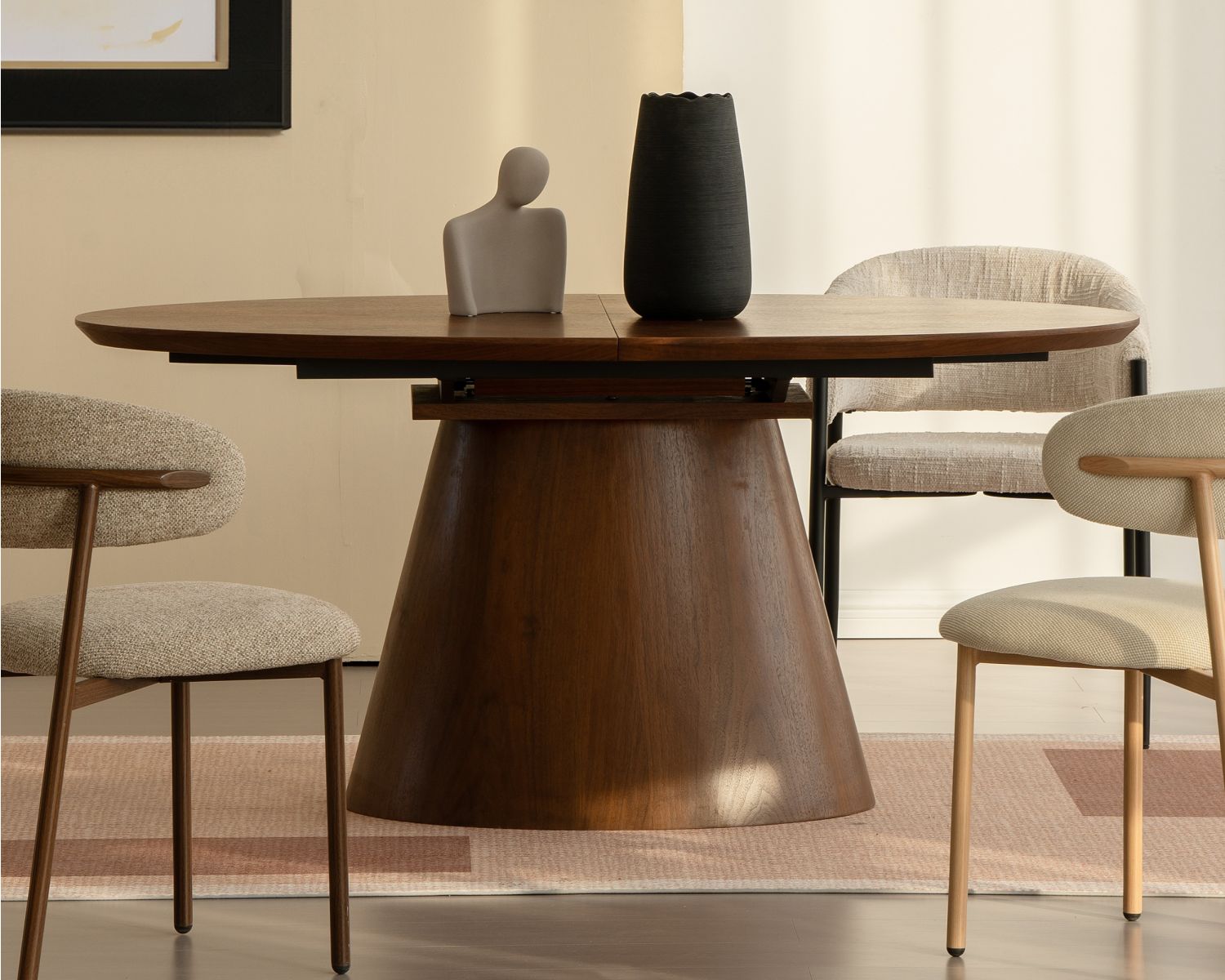 Table de repas extensible 160–200 cm teinte noyer "Oria" forme ovale