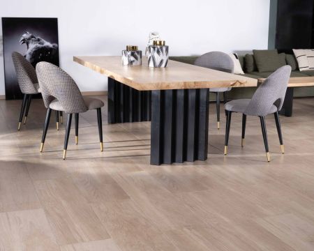 Table de repas rectangulaire 220 cm en bois massif pieds métal plissé noir "Audacio"