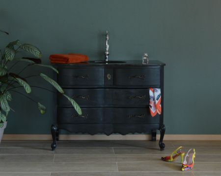 Meuble salle de bain en manguier noir et pierre tiroirs rétro style commode