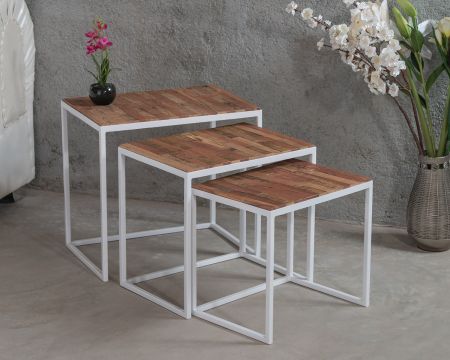 Tables gigognes design en métal blanc et bois naturel "Dream"