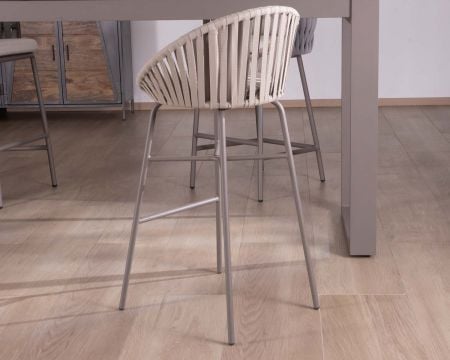 Chaise de bar d'extérieur en aluminium gris champagne et dossier en corde tendue