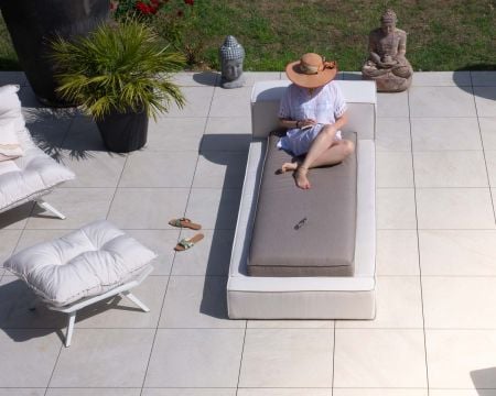 Bain de soleil une place taupe et beige esprit futon "Saint Tropez"