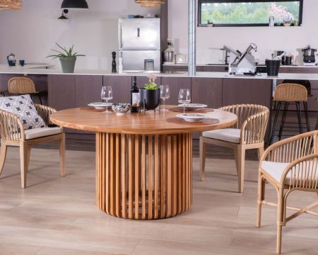 Table ronde en teck pied central rond 150 cm " Dutipi"