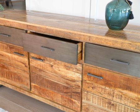 Buffet inspiration indus "Shade" en bois et métal 3 tiroirs 3 portes