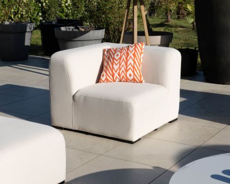 Module d'angle pour canapé d'extérieur modulaire design organique "Miroly Bay" en tissu crème