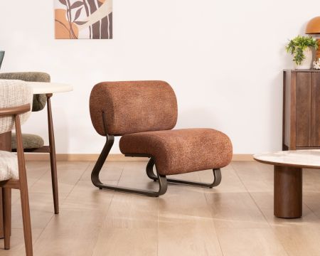 Fauteuil design rétro terracotta "Luno" en tissu bouclette et structure métal bronze